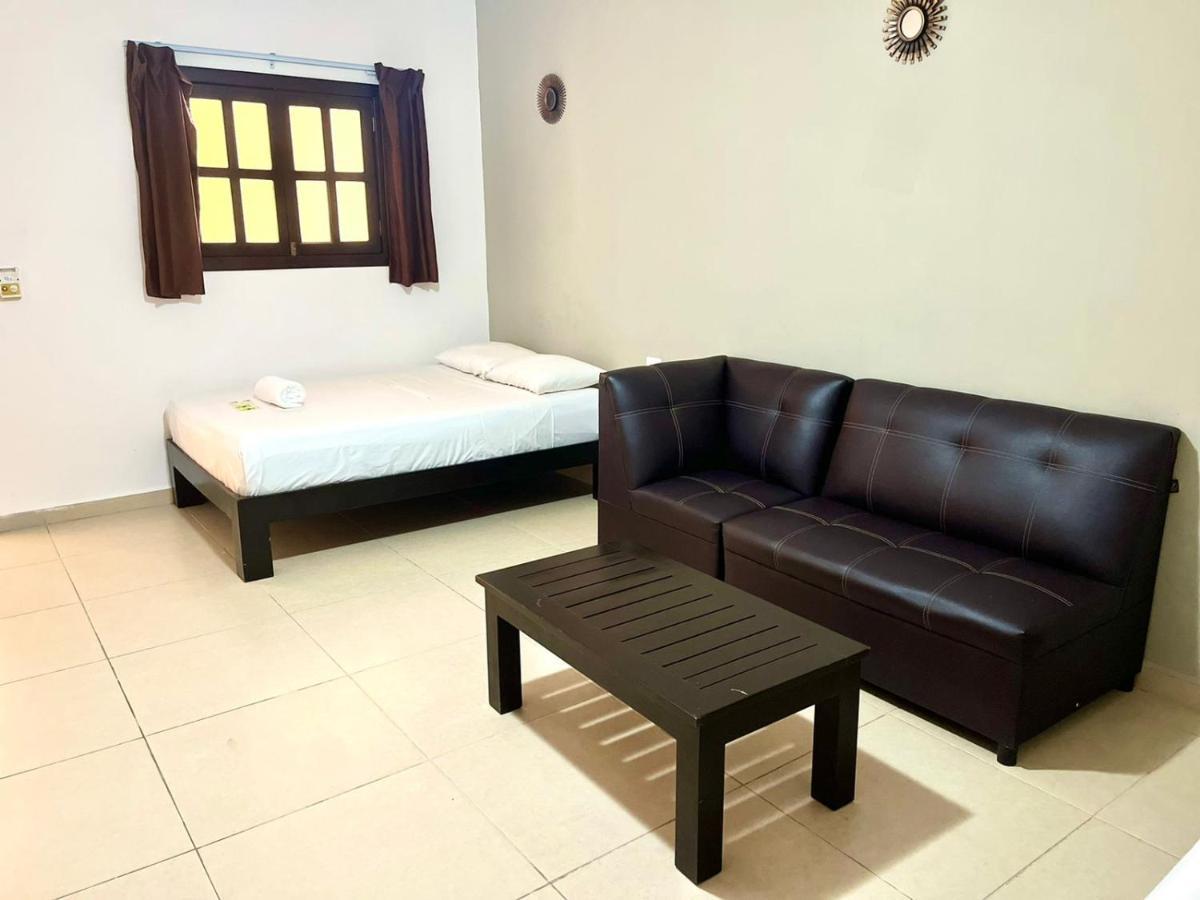 We playa Hotel-Hostel Playa del Carmen Dış mekan fotoğraf
