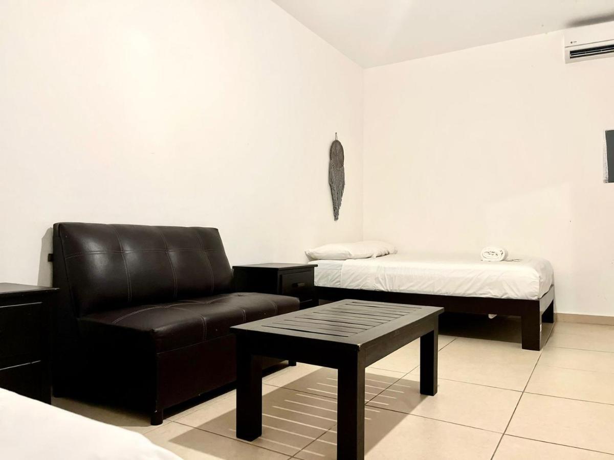 We playa Hotel-Hostel Playa del Carmen Dış mekan fotoğraf