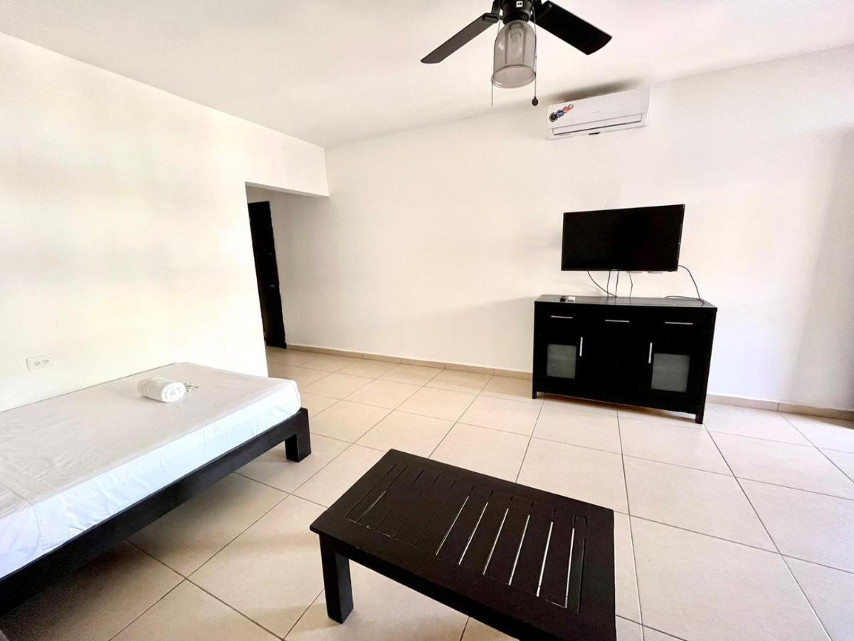 We playa Hotel-Hostel Playa del Carmen Dış mekan fotoğraf